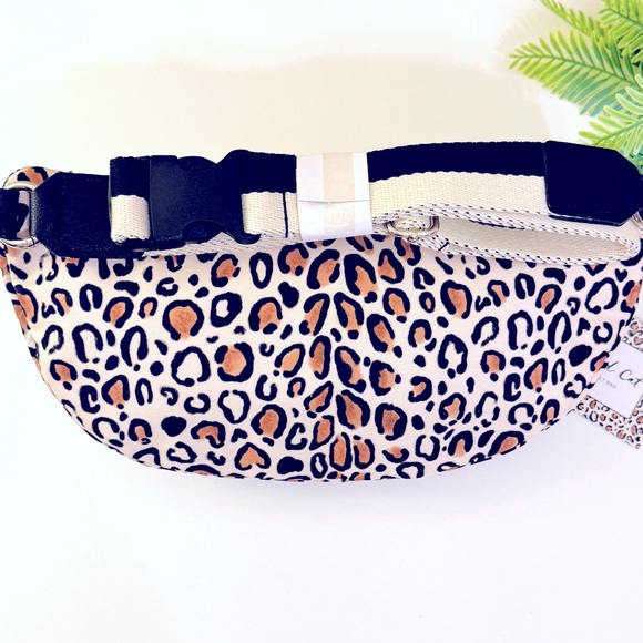 NEW BRIGHTON Wild Cat Jaguar Belt Bag Fanny Brown Black Pack Adjustable - Picture 6 of 11